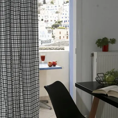 Vithos Seaside Apartament 4*