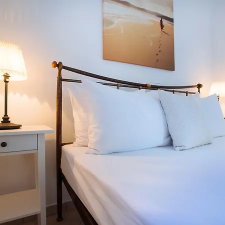 Vithos Seaside Apartament 4*