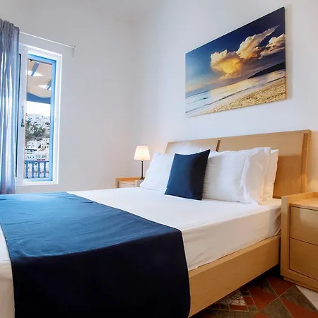 Vithos Seaside Apartament 4*